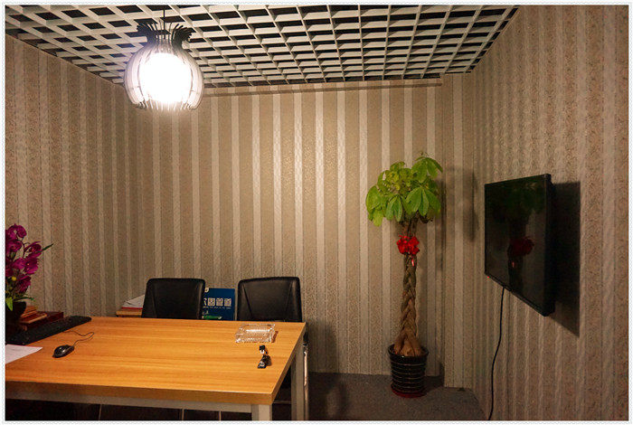 接待室2
